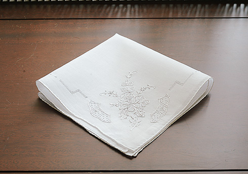 Embroidered Cotton handkerchief. White embroidery # 1105 - Click Image to Close